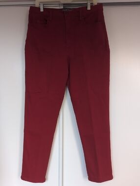 Gloria Vanderbilt Slim Burgundy Chinos